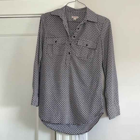 Merona Geo pattern button down blouse XS - Picture 1 of 5